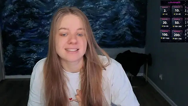 Snapshot of candy_maggie chatting on 02-20-26, 09:22 candy maggie online show from 02-20-26, 09:22