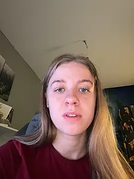 Snapshot of candy_maggie chatting on 11-21-25, 04:17 candy maggie online show from 11-21-25, 04:17