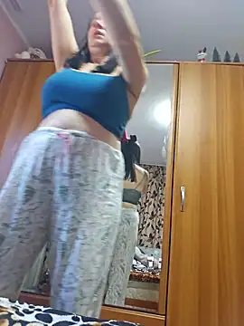 KristenVega online show from 10-11-25, 07:20