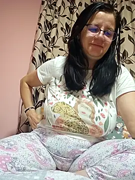 KristenVega online show from 10-03-25, 07:21