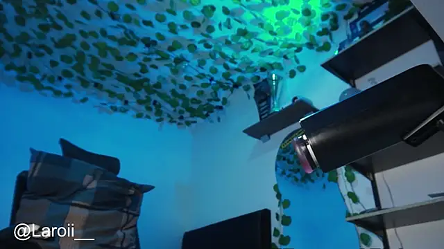 Young laroi online show from 11-03-25, 05:45