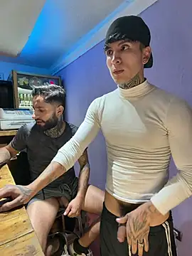  Tomy08calderon online show from 05-28-26, 01:57