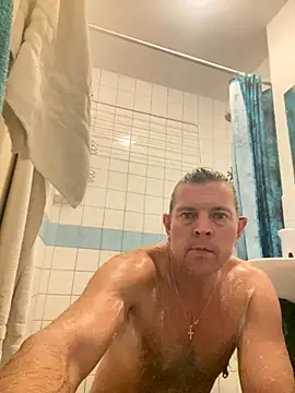 Snapshot of Teddan82 chatting on 10-26-25, 12:11 Teddan82 online show from 10-26-25, 12:11