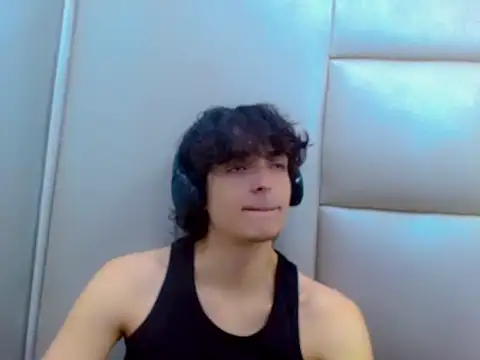 Sr BonnyEthan online show from 02-25-26, 01:00