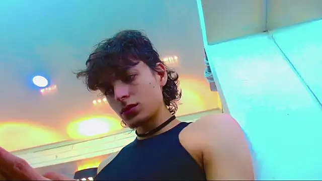 Sr BonnyEthan online show from 11-30-25, 01:56