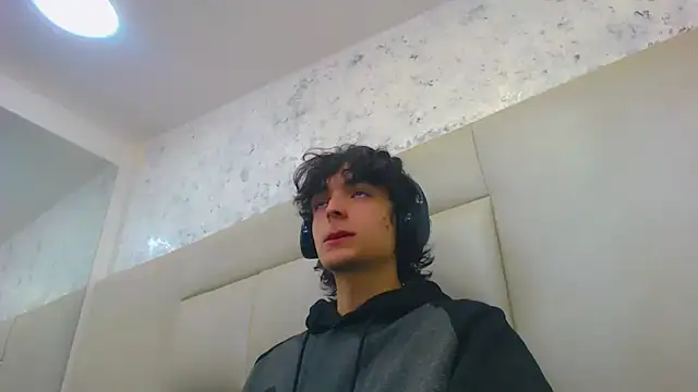 Sr BonnyEthan online show from 02-16-26, 12:48