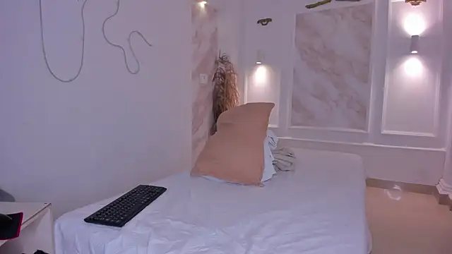 NastassjaCandy online show from 10-22-25, 07:02