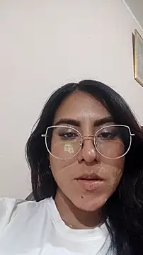 DaraBeckett online show from 03-18-25, 12:19