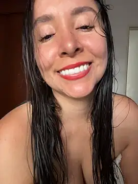 emely sexx20 online show from 03-10-26, 09:30