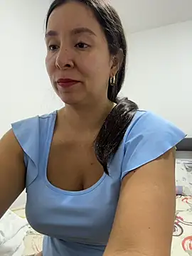 emely sexx20 online show from 06-23-26, 01:58