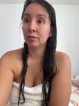 emely sexx20 online show from 06-16-26, 04:18
