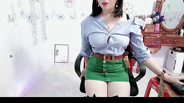 Snapshot of Lanian_99 chatting on 06-25-26, 04:10 Lanian 99 online show from 06-25-26, 04:10