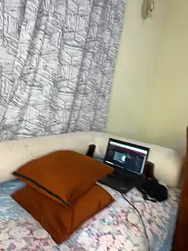 Favoritegirl1 online show from 02-02-26, 09:36