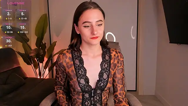 Snapshot of helen_ramsay chatting on 02-01-25, 05:05 helen ramsay online show from 02-01-25, 05:05