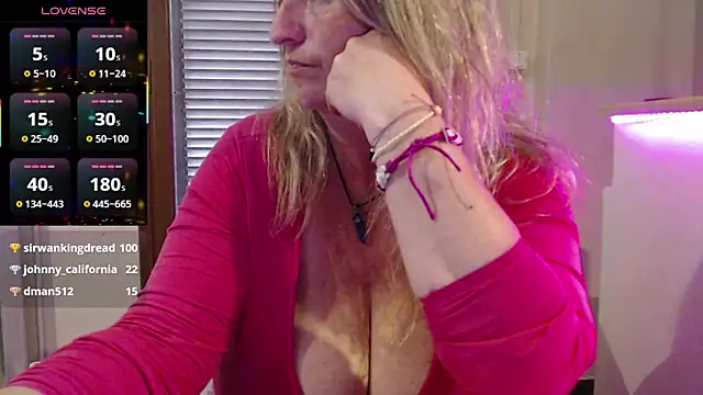 JennaDeluxe online show from 04-02-26, 10:00