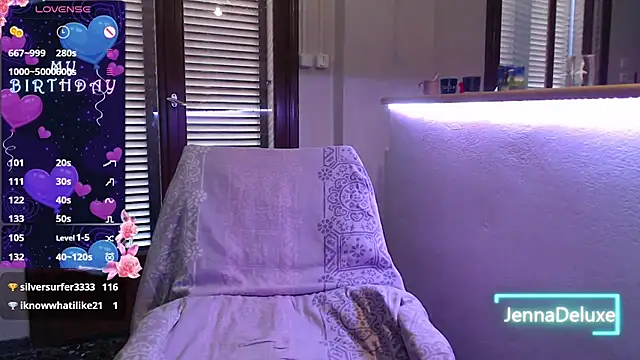 Snapshot of JennaDeluxe chatting on 07-08-26, 06:58 JennaDeluxe online show from 07-08-26, 06:58