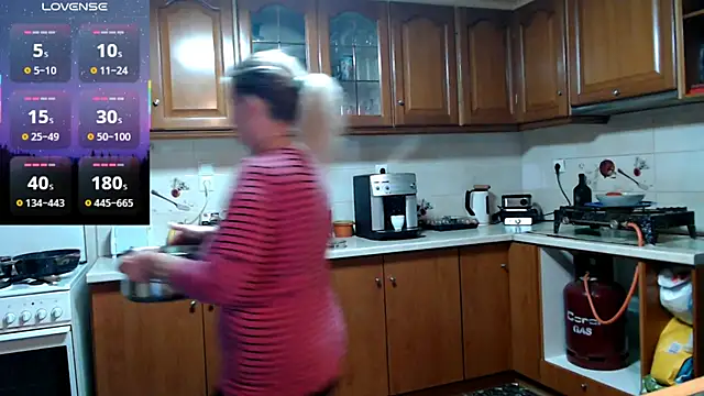 JennaDeluxe online show from 02-10-26, 06:07