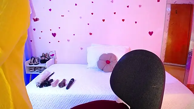 ashlei  online show from 11-26-25, 04:34