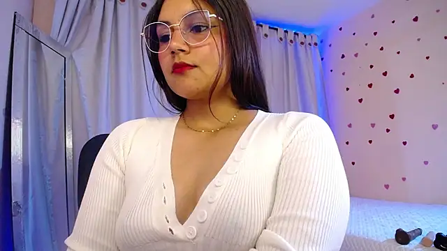 ashlei  online show from 10-14-25, 03:18