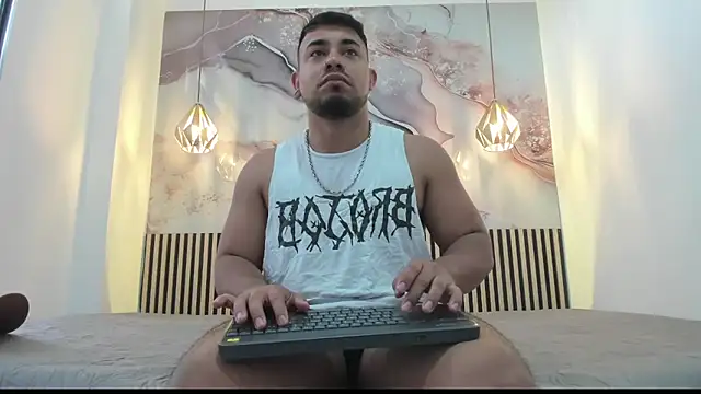 BrianMalonee online show from 10-08-25, 12:28