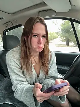 selenaluvv online show from 02-25-25, 05:08