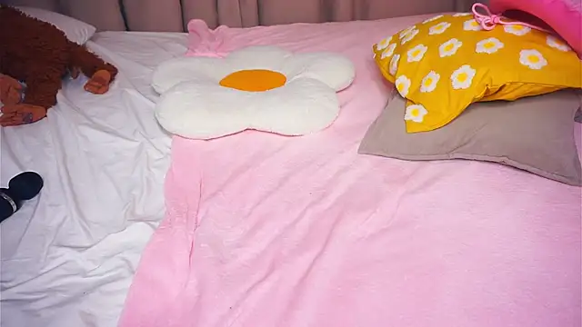 OronaNengl online show from 01-31-25, 01:43