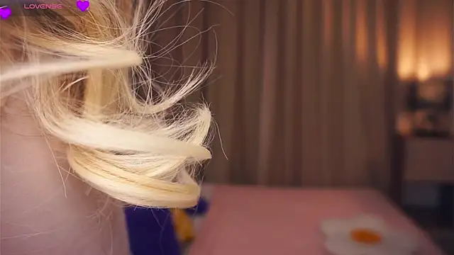 OronaNengl online show from 02-06-25, 07:40