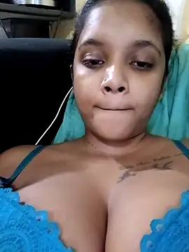 Snapshot of Indianqueen03 chatting on 05-18-26, 06:12 Indianqueen03 online show from 05-18-26, 06:12