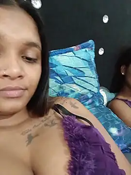 Indianqueen03 online show from 07-04-26, 05:28