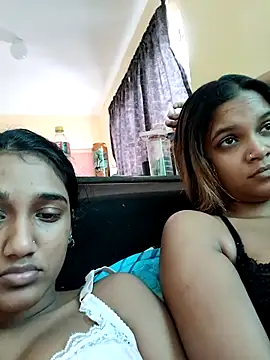 Snapshot of Indianqueen03 chatting on 10-28-25, 10:36 Indianqueen03 online show from 10-28-25, 10:36