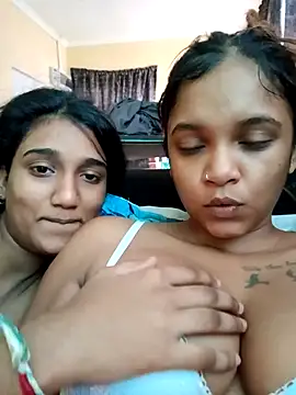 Snapshot of Indianqueen03 chatting on 11-02-25, 11:59 Indianqueen03 online show from 11-02-25, 11:59