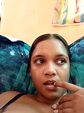 Snapshot of Indianqueen03 chatting on 05-06-26, 12:31 Indianqueen03 online show from 05-06-26, 12:31