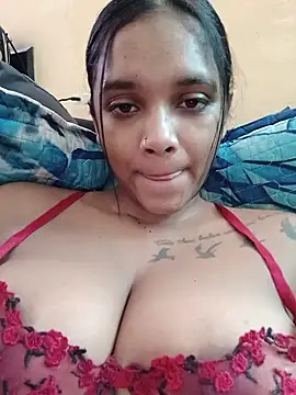 Snapshot of Indianqueen03 chatting on 06-16-26, 10:15 Indianqueen03 online show from 06-16-26, 10:15