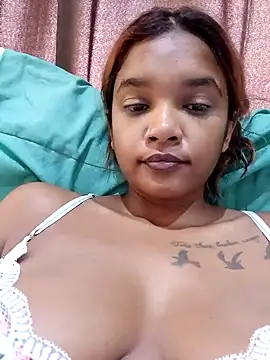 Indianqueen03 online show from 02-11-25, 12:15