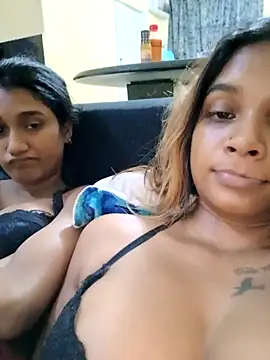 Snapshot of Indianqueen03 chatting on 10-26-25, 08:53 Indianqueen03 online show from 10-26-25, 08:53