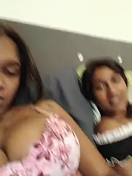 Indianqueen03 online show from 08-06-26, 06:58