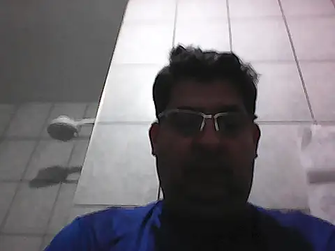 karatecobrakay2012 online show from 08-04-26, 10:31