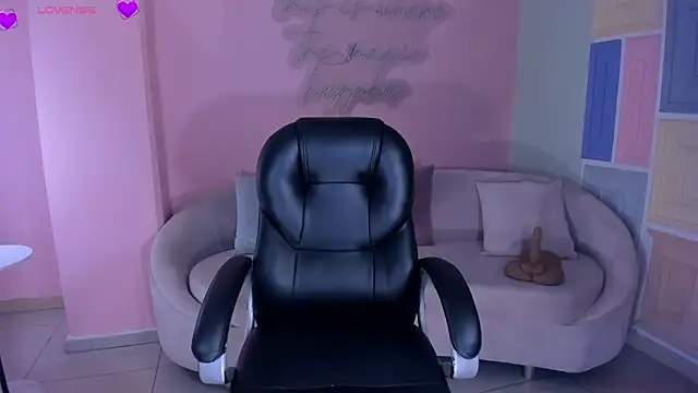 AlessaRomero online show from 02-24-26, 07:04