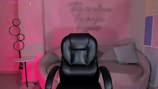 AlessaRomero online show from 01-17-26, 07:50