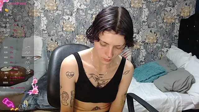 Snapshot of pretty_cristal69 chatting on 06-13-26, 12:30 pretty cristal69 online show from 06-13-26, 12:30