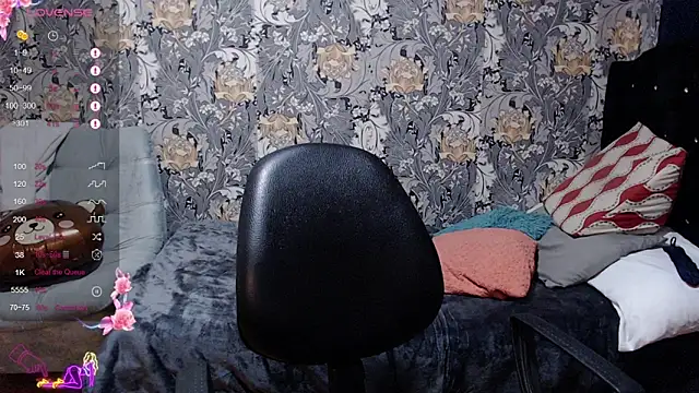 pretty cristal69 online show from 05-10-26, 12:47