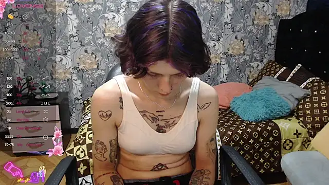 pretty cristal69 online show from 04-19-26, 09:50