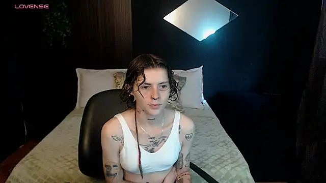 pretty cristal69 online show from 02-21-26, 12:18