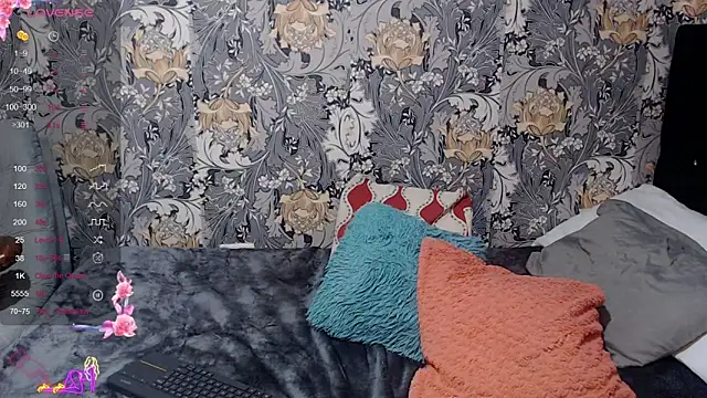 pretty cristal69 online show from 05-09-26, 12:41