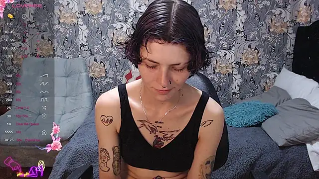 Snapshot of pretty_cristal69 chatting on 06-28-26, 06:36 pretty cristal69 online show from 06-28-26, 06:36