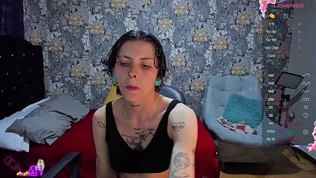 Snapshot of pretty_cristal69 chatting on 07-19-26, 10:17 pretty cristal69 online show from 07-19-26, 10:17