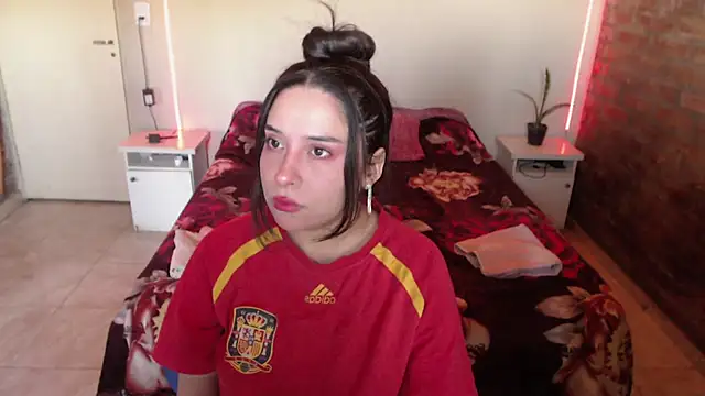 KityEstrover online show from 12-03-24, 12:34