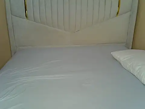 Noble Amara online show from 02-11-26, 04:23