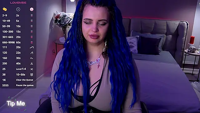 Miss Maya Mils online show from 11-28-25, 01:06