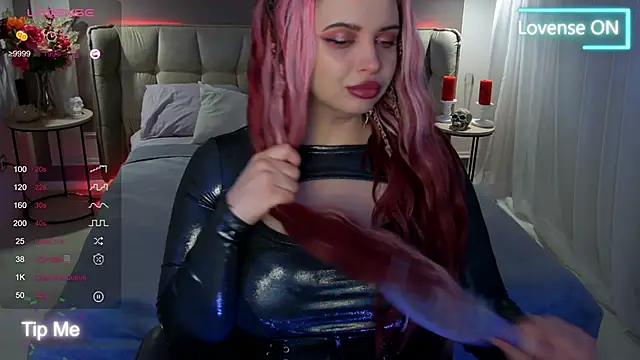 Miss Maya Mils online show from 03-12-25, 01:03